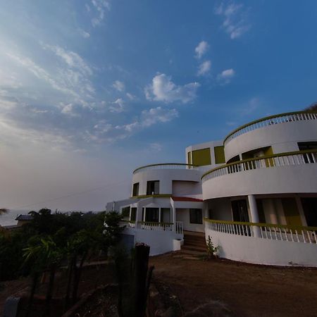 Villa Infinity By The Sea Murud  Екстериор снимка