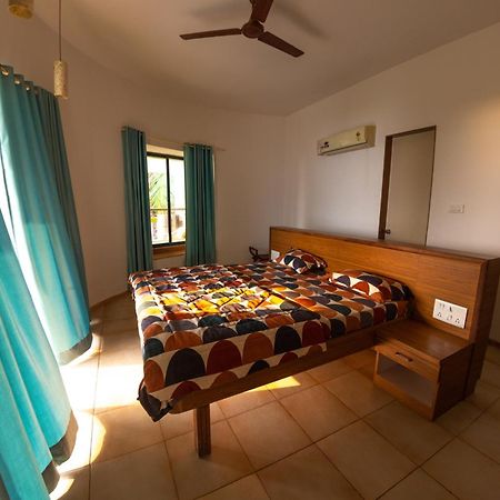 Villa Infinity By The Sea Murud  Екстериор снимка