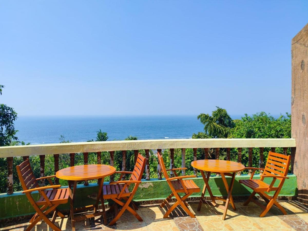 Villa Infinity By The Sea Murud  Екстериор снимка