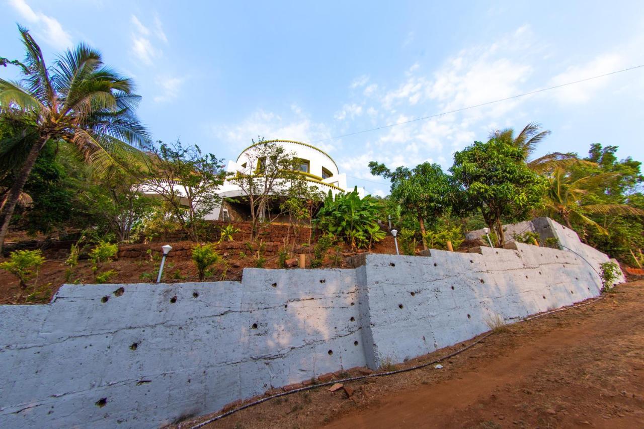 Villa Infinity By The Sea Murud  Екстериор снимка