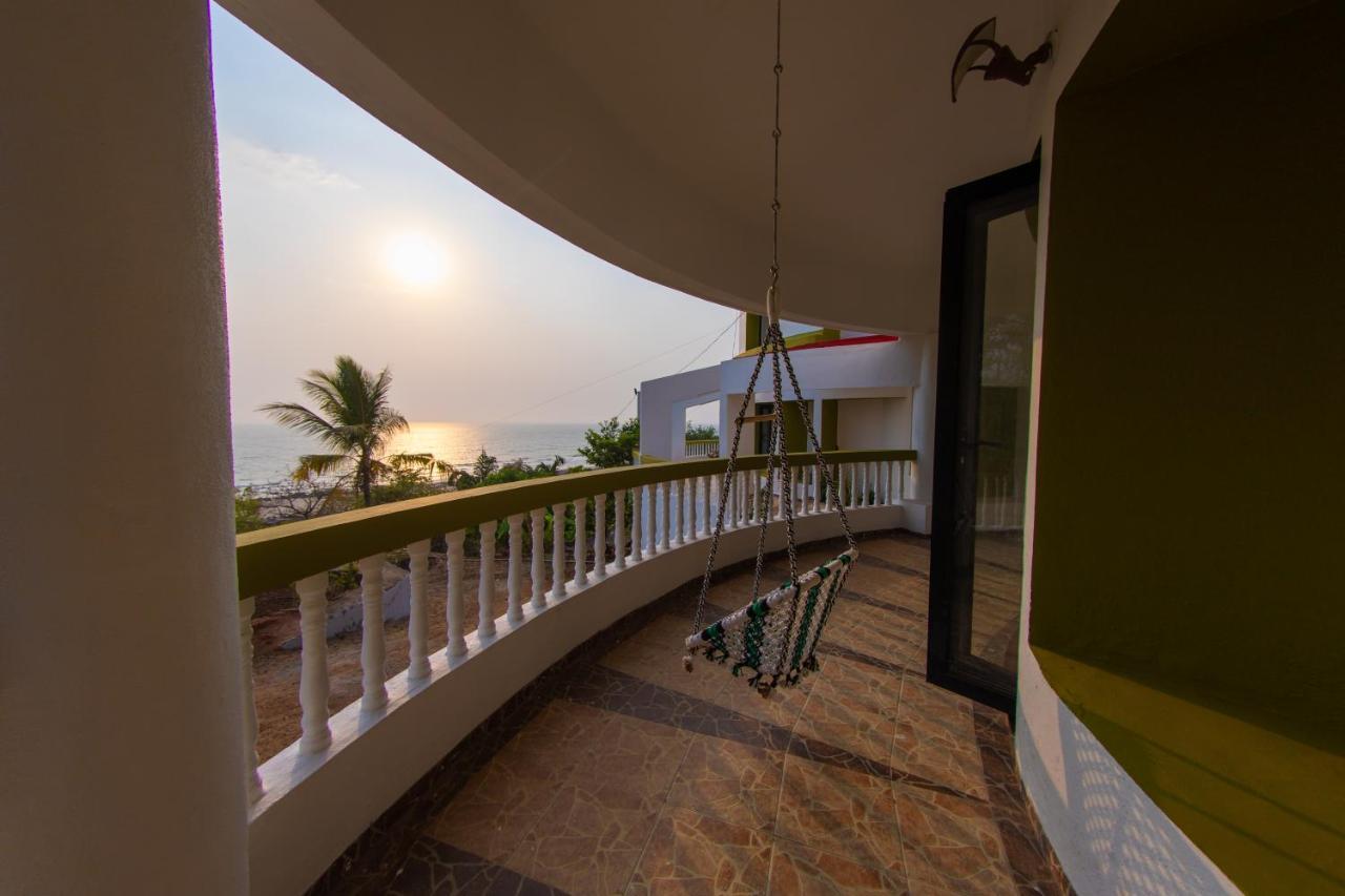 Villa Infinity By The Sea Murud  Екстериор снимка