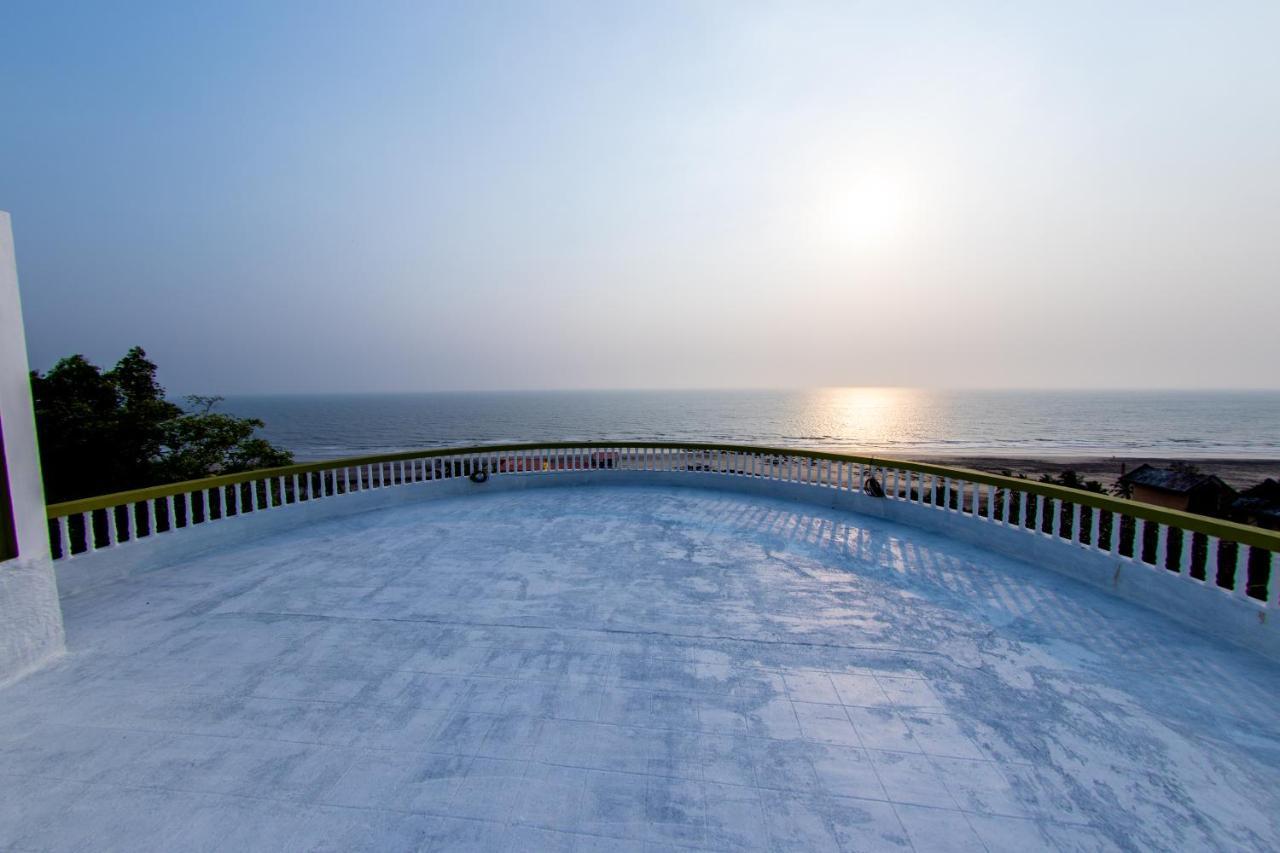 Villa Infinity By The Sea Murud  Екстериор снимка