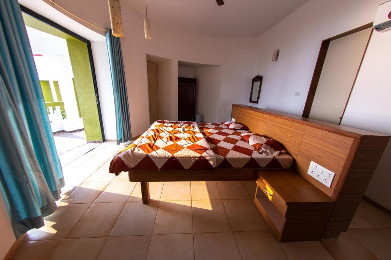 Villa Infinity By The Sea Murud  Екстериор снимка